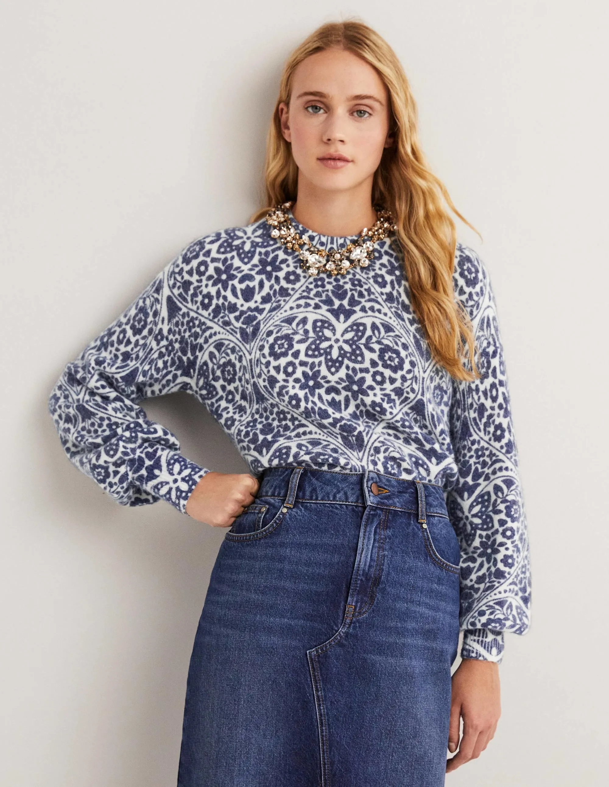 Blouson Sleeve Fluffy Jumper-Ivory, Navy Heart Bloom