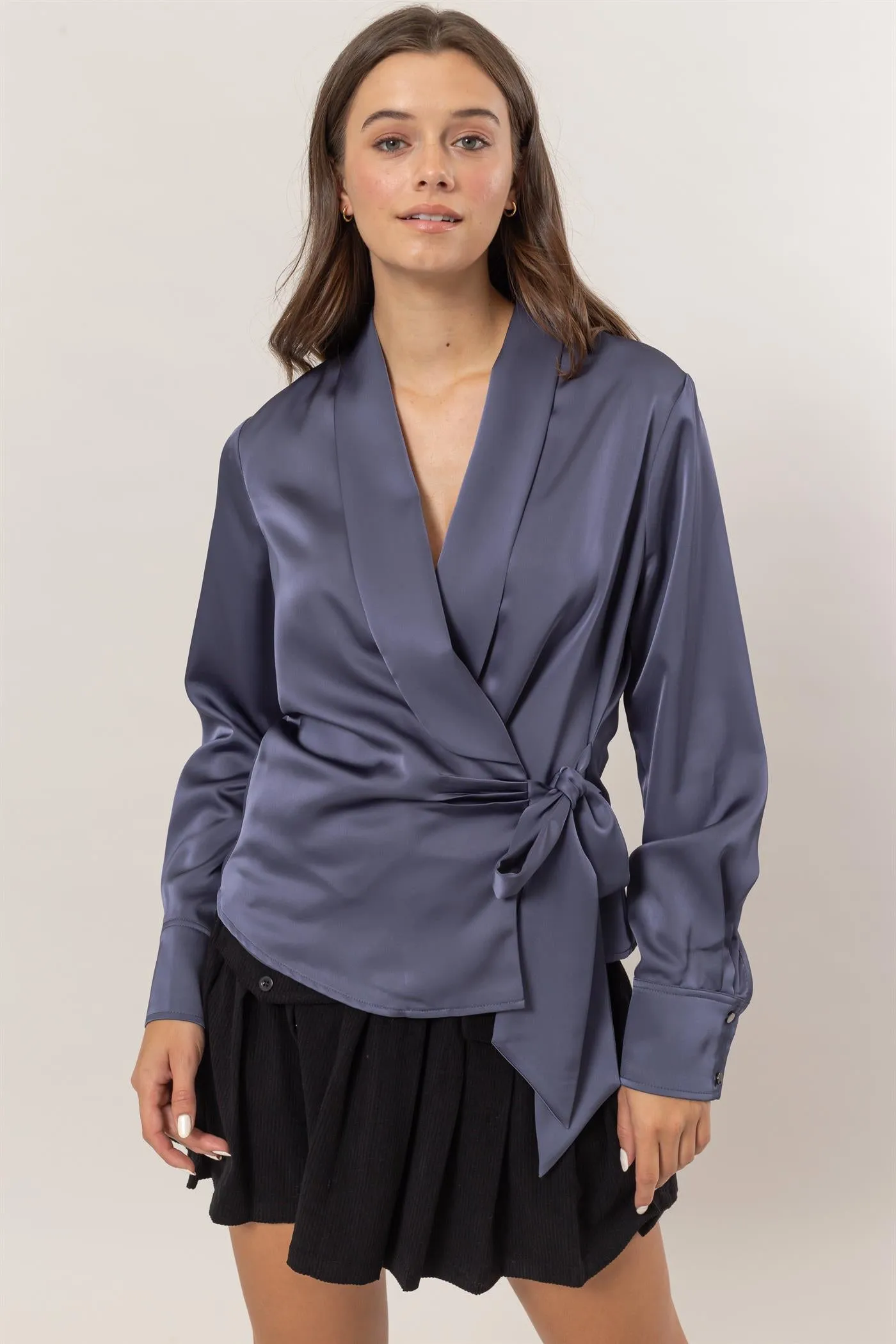 HF25C137-Long Sleeves Satin Blouse With Tie Detail