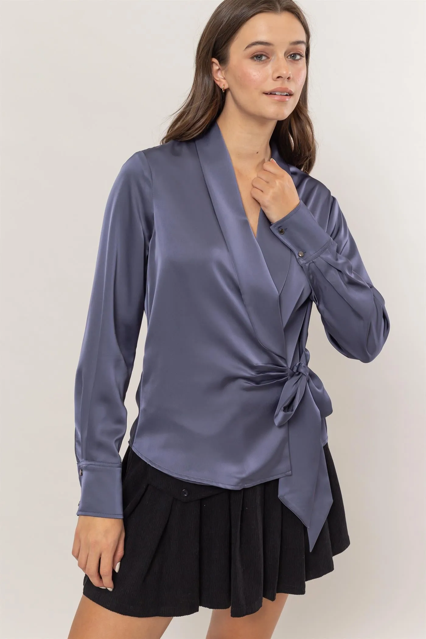 HF25C137-Long Sleeves Satin Blouse With Tie Detail