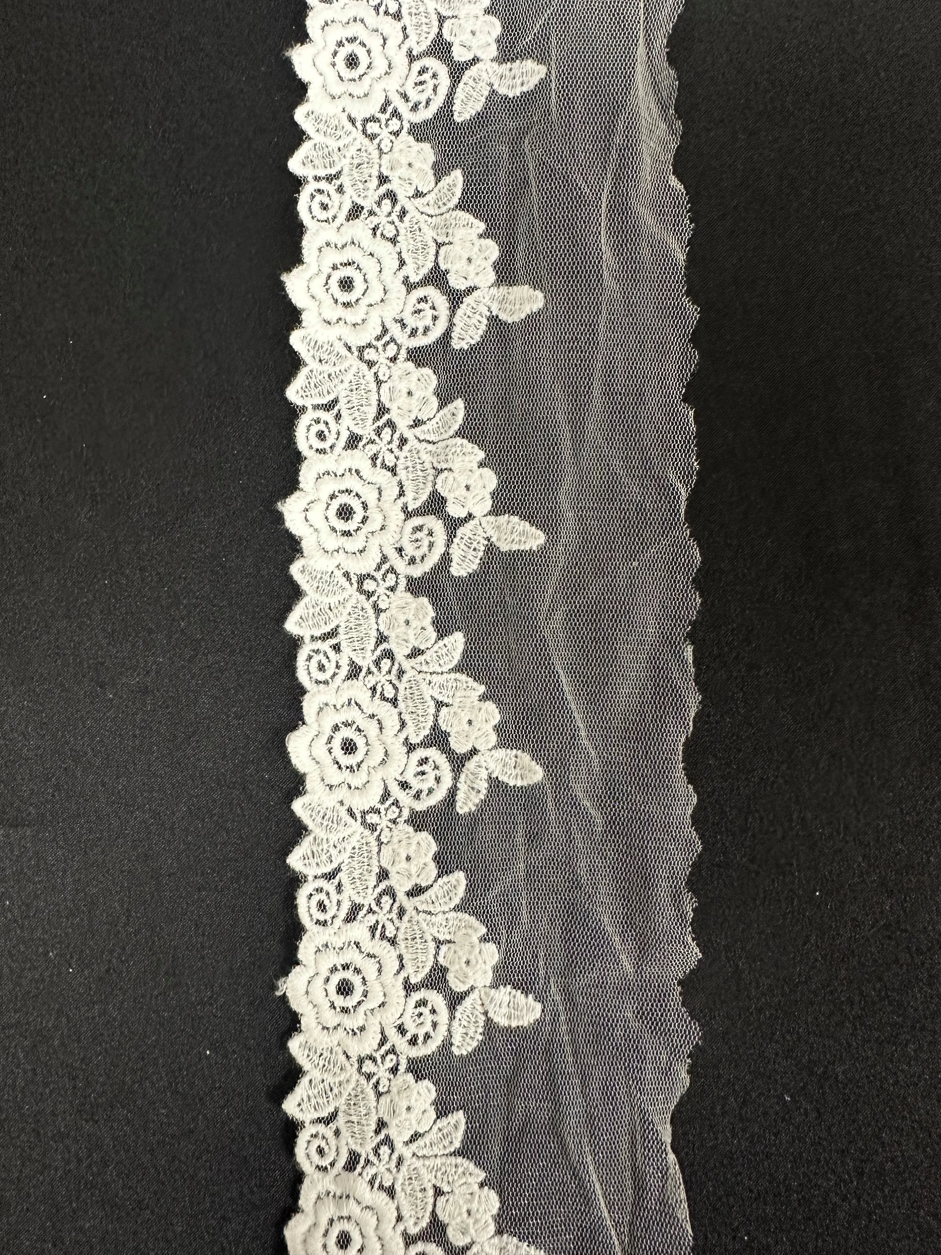 Ivory Embroidered Lace Trim - Condor