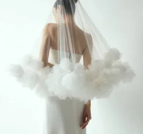 Puffy Tulle Wedding Veil With Comb Short Bridal Headpiece