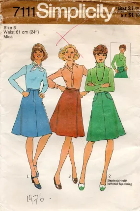 Simplicity 7111 Womens A Line or Wrap Skirt 1970s Vintage Sewing pattern Size 8